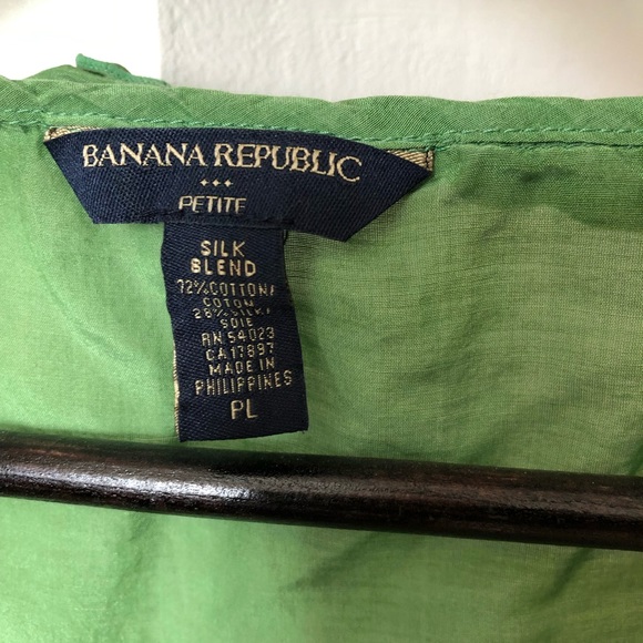 Banana Republic Silk/Cotton Tank with ruffle. Size Petite Large. Gently used. - Picture 3 of 5